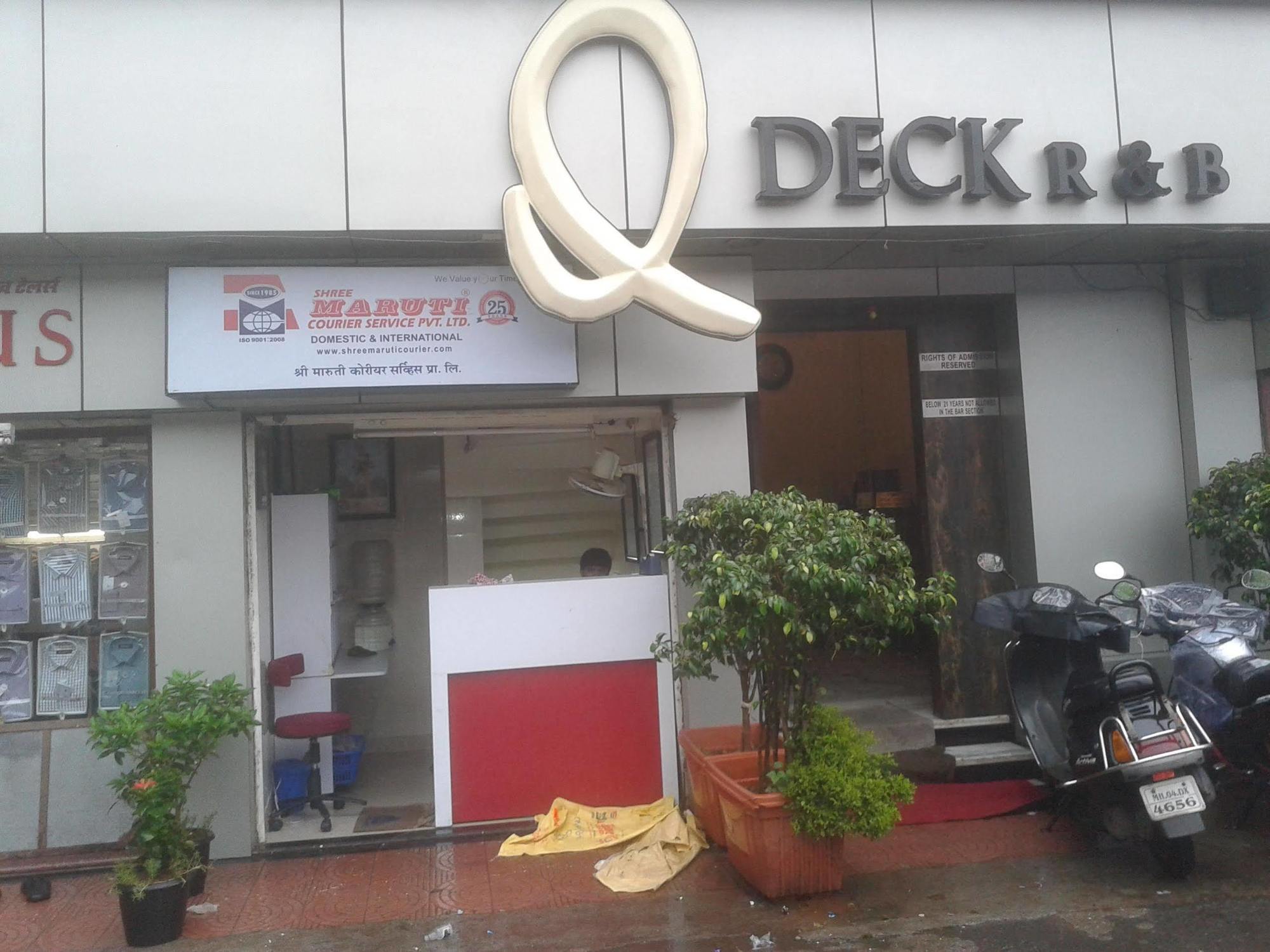 Hotel Q Deck Mumbai Kültér fotó